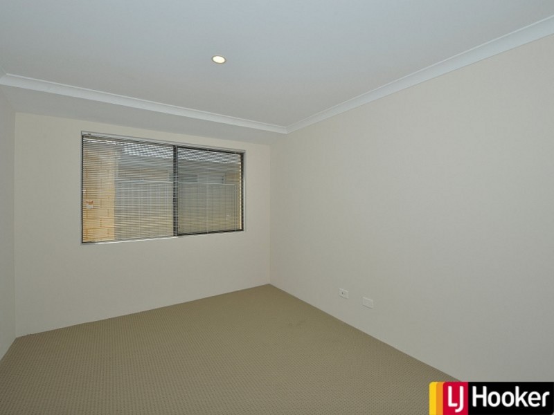 12 Harvey Crescent, South Yunderup WA 6208