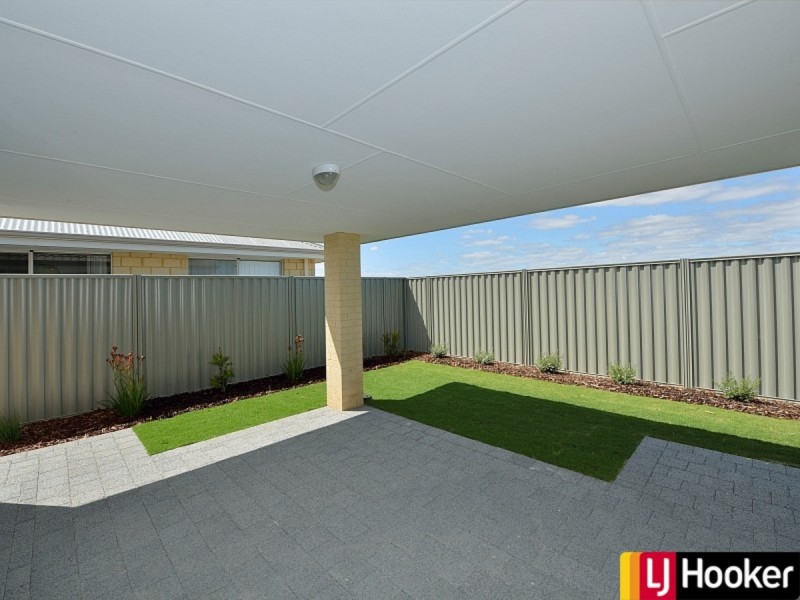 12 Harvey Crescent, South Yunderup WA 6208