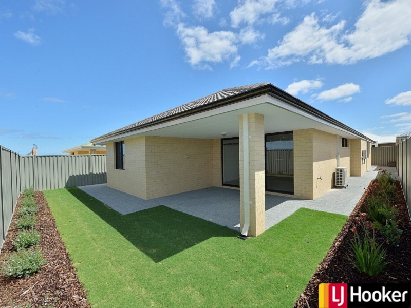 12 Harvey Crescent, South Yunderup WA 6208