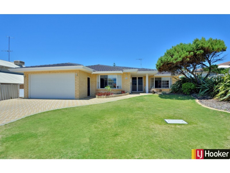 9 Neptune Place, Halls Head WA 6210