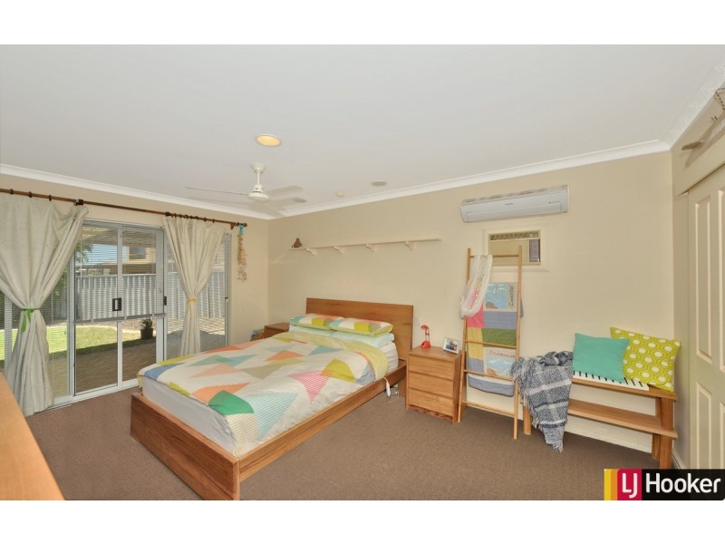 9 Neptune Place, Halls Head WA 6210