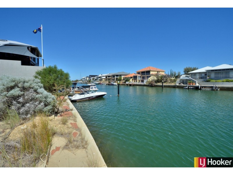 19 Estuary Place, Wannanup WA 6210