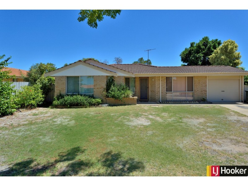 15 Balmoral Parade, Halls Head WA 6210