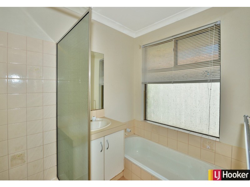 15 Balmoral Parade, Halls Head WA 6210