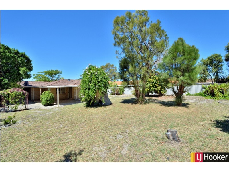 15 Balmoral Parade, Halls Head WA 6210