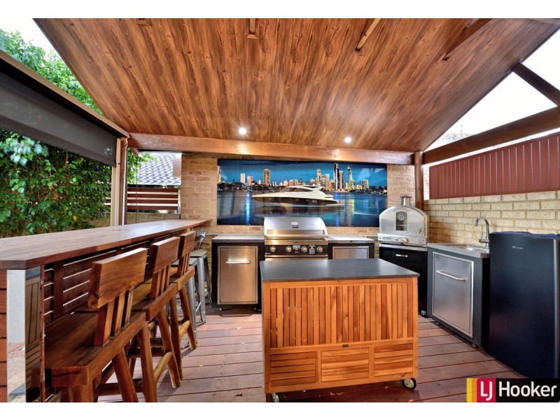 48 Cambria Island Retreat, Halls Head WA 6210