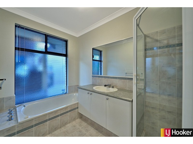 48 Cambria Island Retreat, Halls Head WA 6210