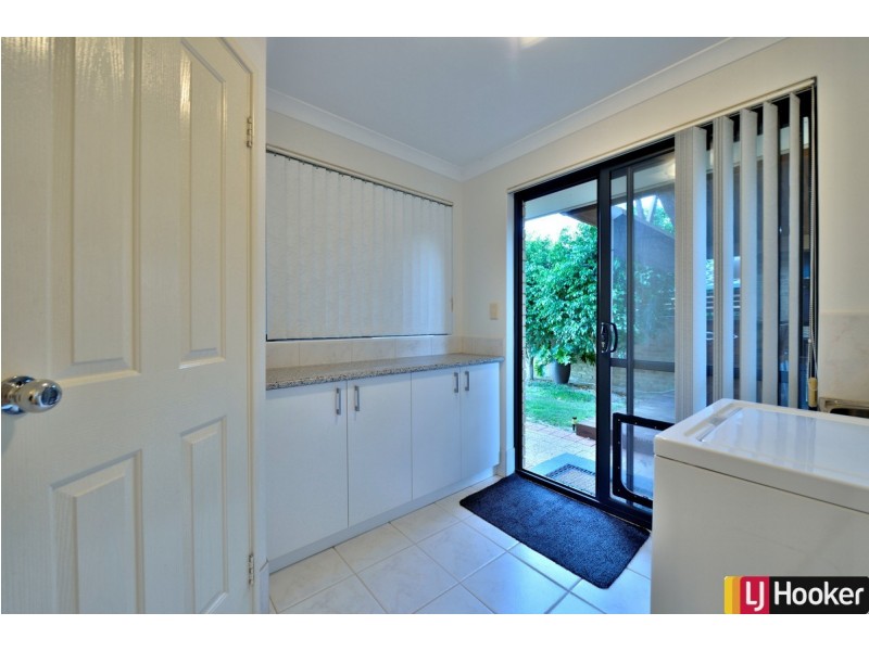 48 Cambria Island Retreat, Halls Head WA 6210
