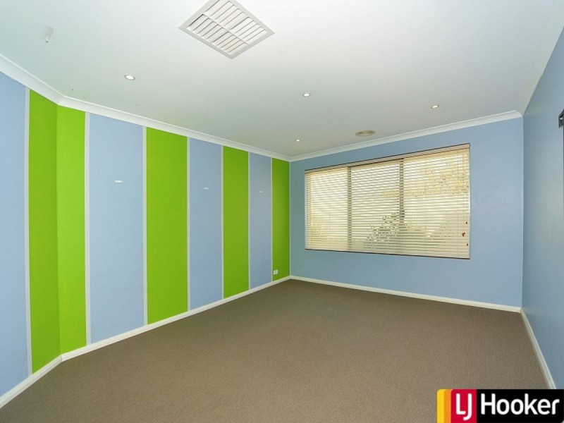 2 Mystery Way, Dudley Park WA 6210