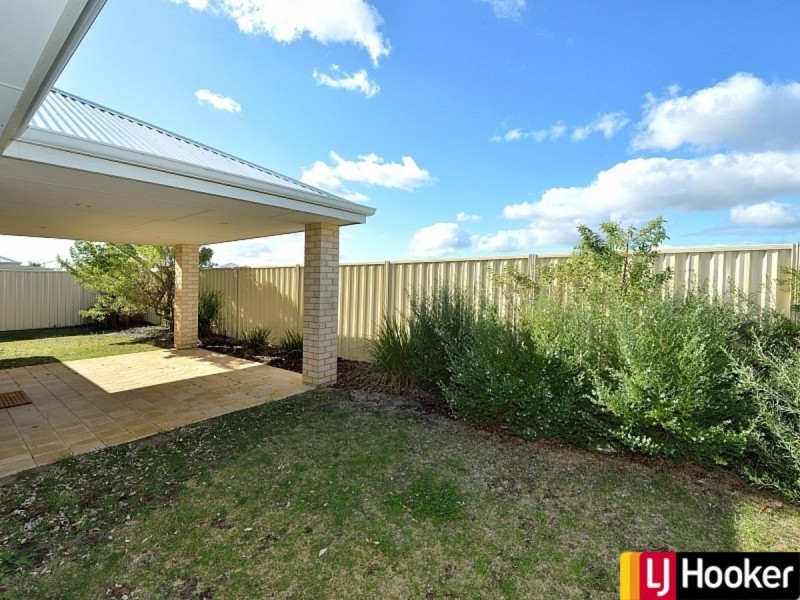 2 Mystery Way, Dudley Park WA 6210