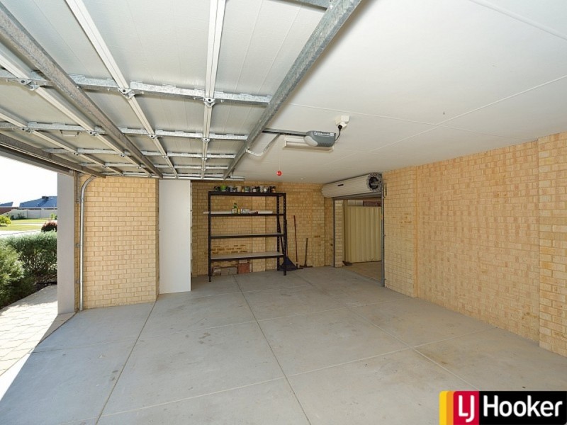 2 Mystery Way, Dudley Park WA 6210