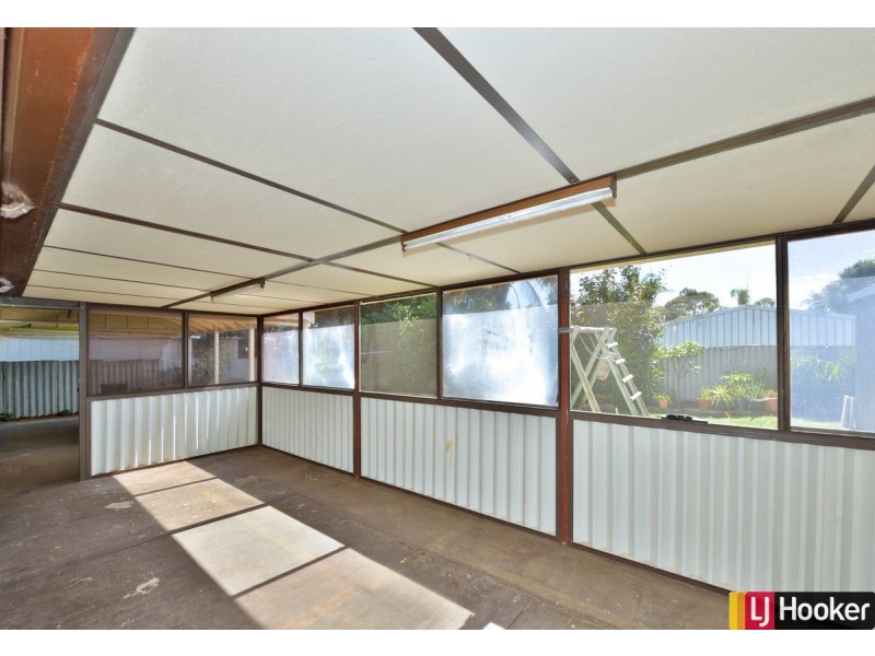 44 Kookerbrook Street, Dudley Park WA 6210