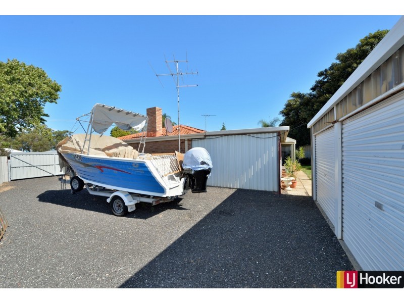 44 Kookerbrook Street, Dudley Park WA 6210