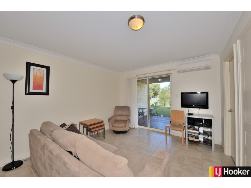 3/1 Lakes Crescent, South Yunderup WA 6208