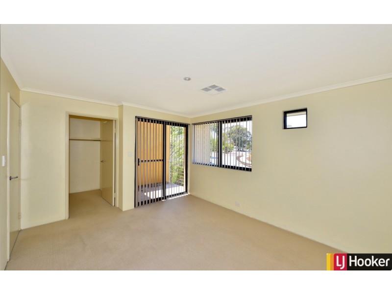 24/1 Mariners Cove Drive, Dudley Park WA 6210