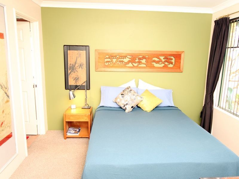 9 Wintersweet Place, Halls Head WA 6210