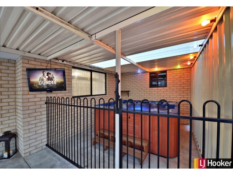 3 Cane Road, Greenfields WA 6210