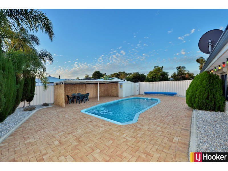 3 Cane Road, Greenfields WA 6210