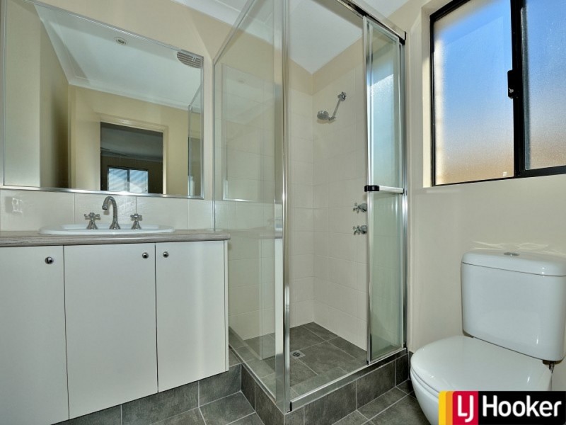24 Geographe Bay Pass, Secret Harbour WA 6173