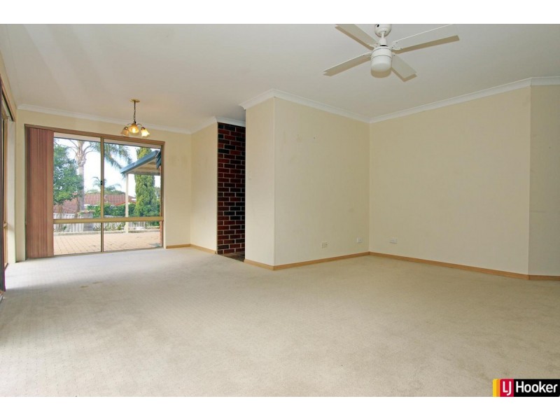 2 Hickory Court, Halls Head WA 6210