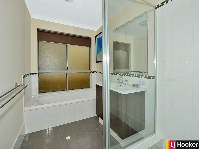 51 Catalina Drive, Lakelands WA 6180
