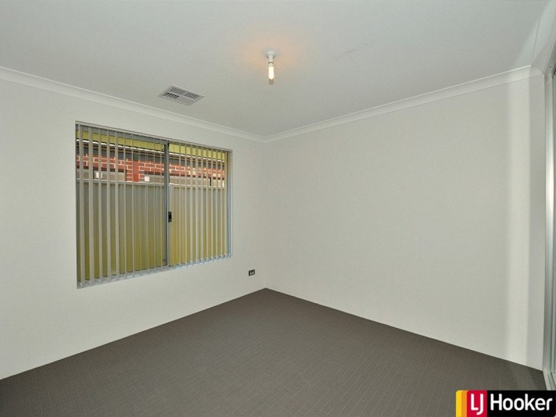 13 Crimson Road, Karnup WA 6176