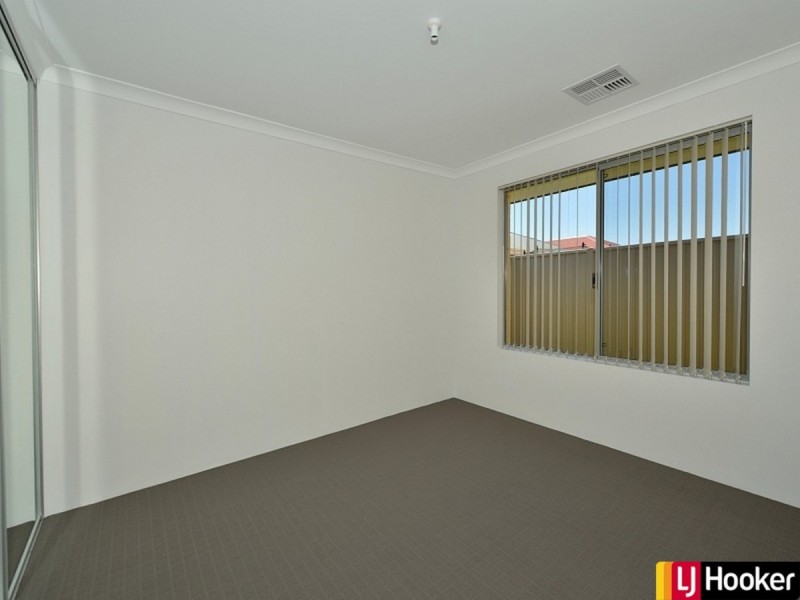 13 Crimson Road, Karnup WA 6176