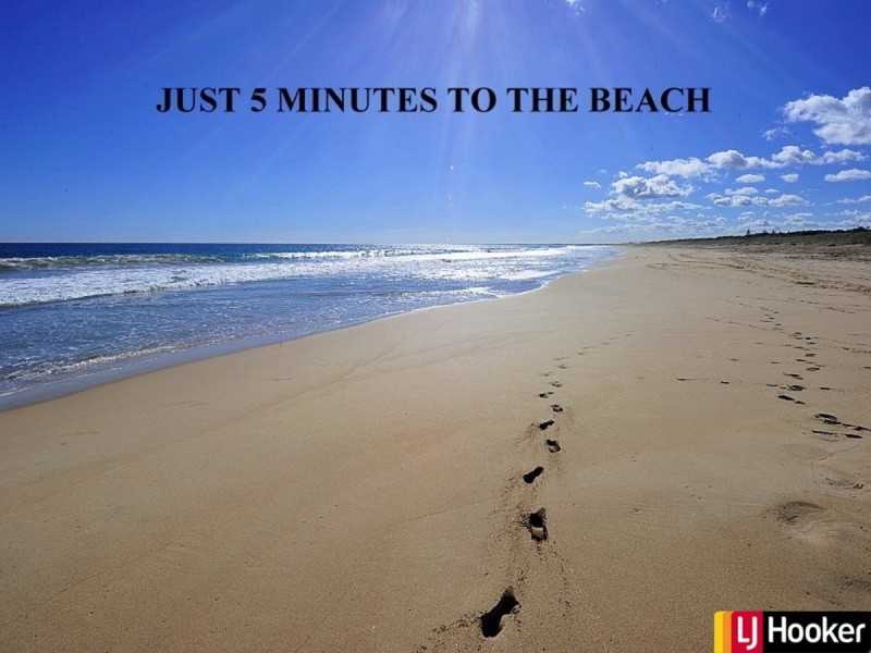 13 Crimson Road, Karnup WA 6176