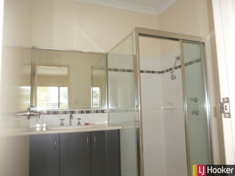 15 Bremer Way, South Yunderup WA 6208