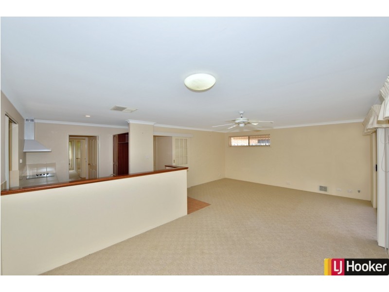 77B Leighton Road, Halls Head WA 6210