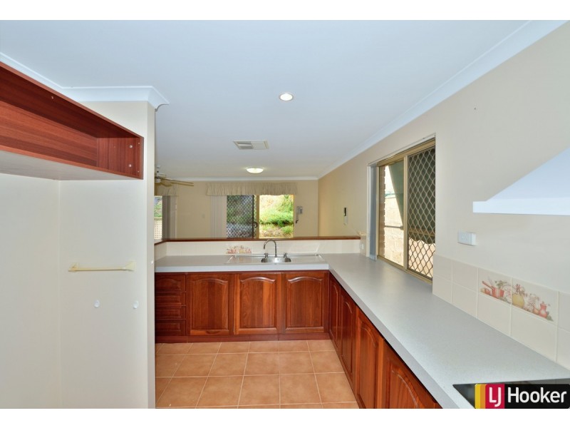 77B Leighton Road, Halls Head WA 6210