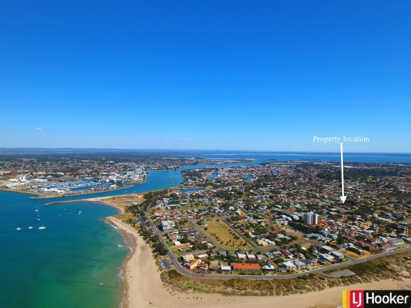 77B Leighton Road, Halls Head WA 6210