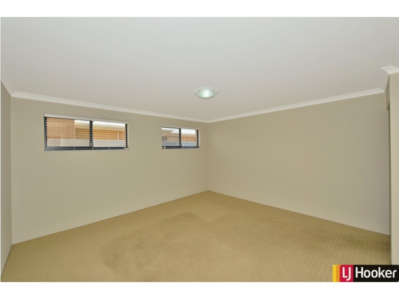 31 Hudson Drive, Dudley Park WA 6210