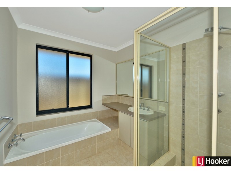 31 Hudson Drive, Dudley Park WA 6210