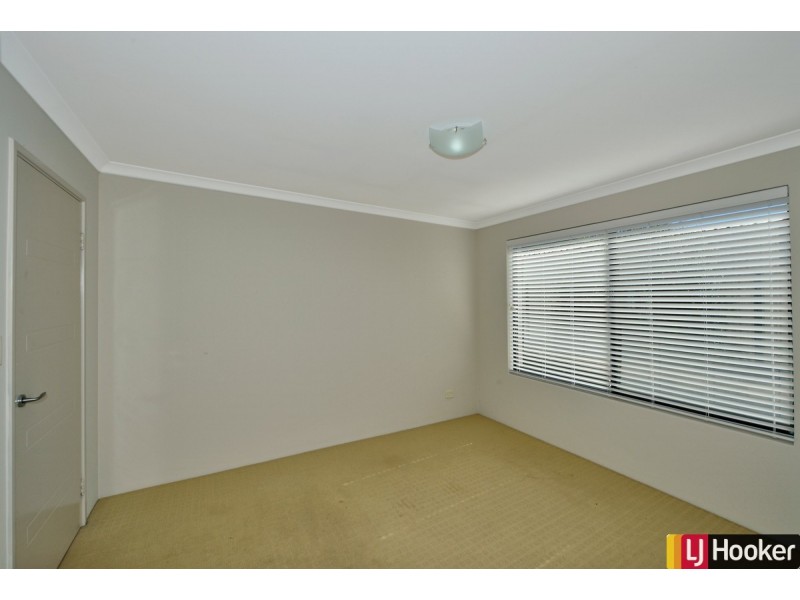 31 Hudson Drive, Dudley Park WA 6210