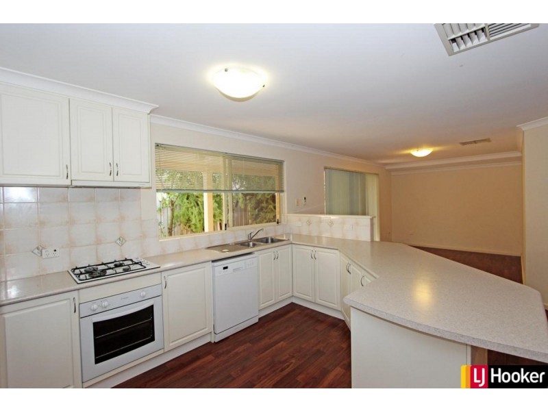 2 Saffron Loop, Falcon WA 6210