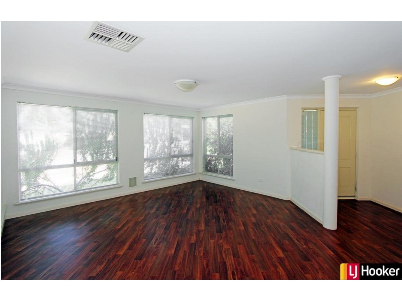 2 Saffron Loop, Falcon WA 6210