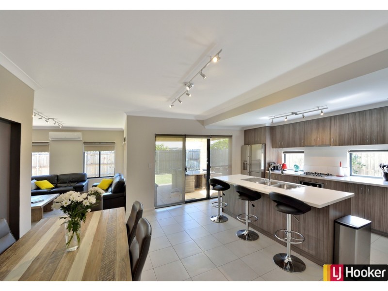 22 Wanjeep Street, Dudley Park WA 6210