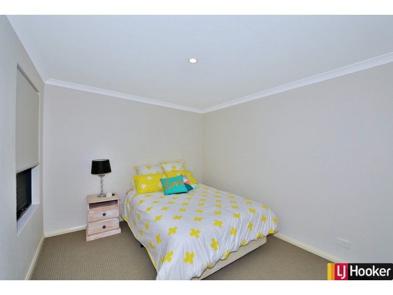 22 Wanjeep Street, Dudley Park WA 6210