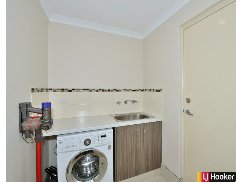 22 Wanjeep Street, Dudley Park WA 6210