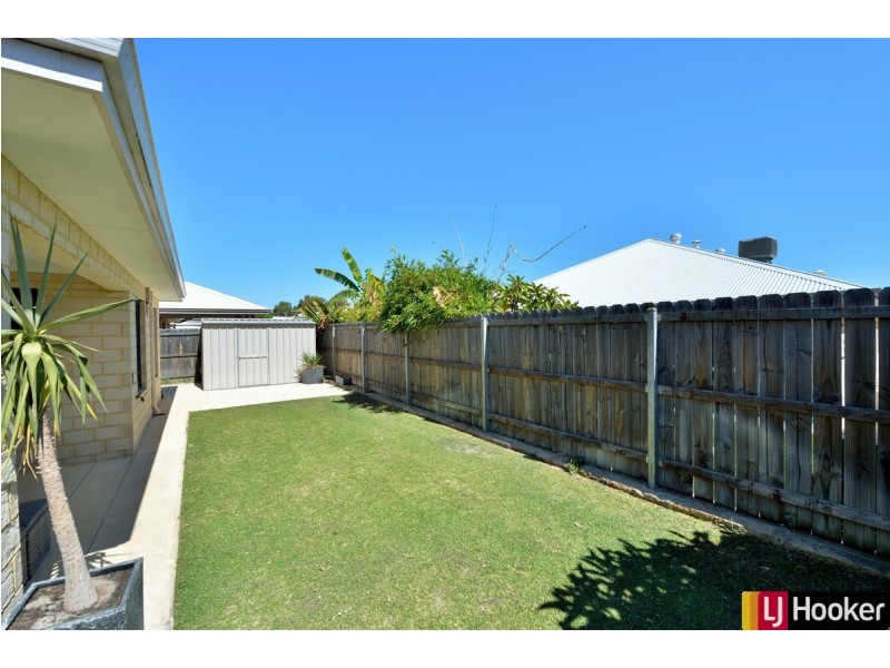 22 Wanjeep Street, Dudley Park WA 6210