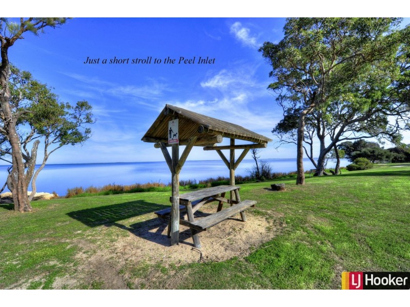 22 Wanjeep Street, Dudley Park WA 6210