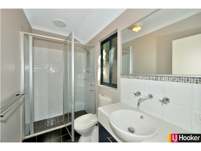 8A Loxton Street, Dudley Park WA 6210