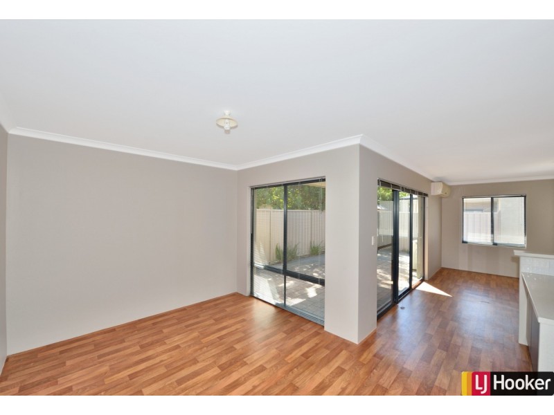 8A Loxton Street, Dudley Park WA 6210