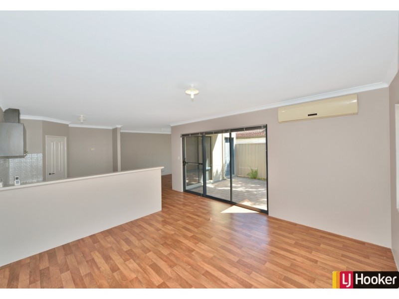 8A Loxton Street, Dudley Park WA 6210