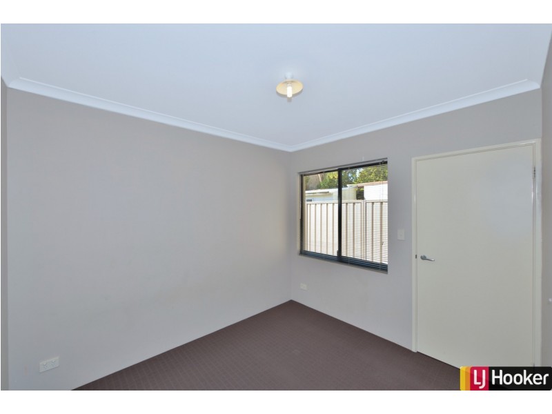 8A Loxton Street, Dudley Park WA 6210