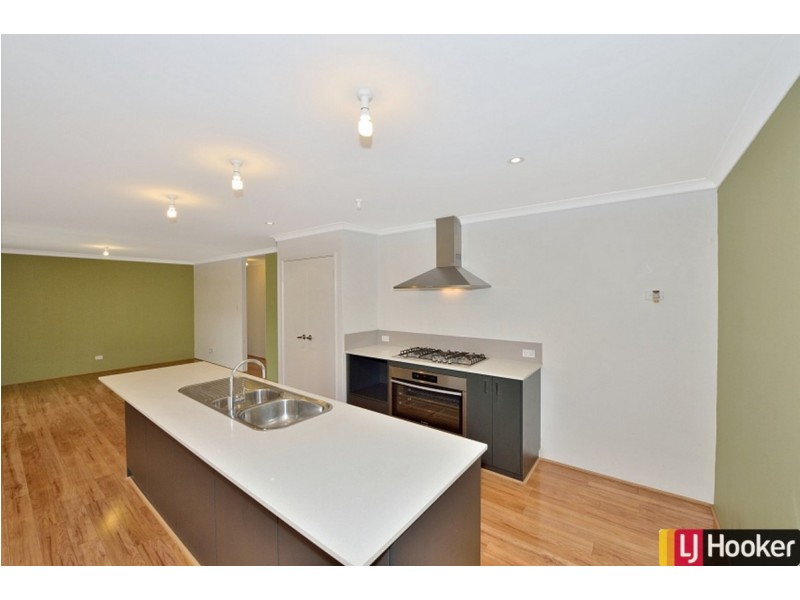 13 Scarab Court, Halls Head WA 6210