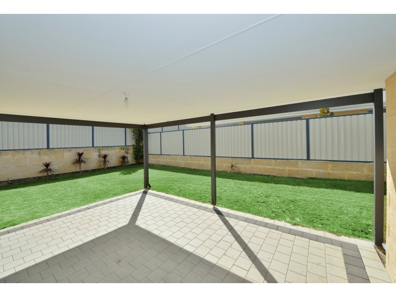 9 Bramshaw Street, Meadow Springs WA 6210