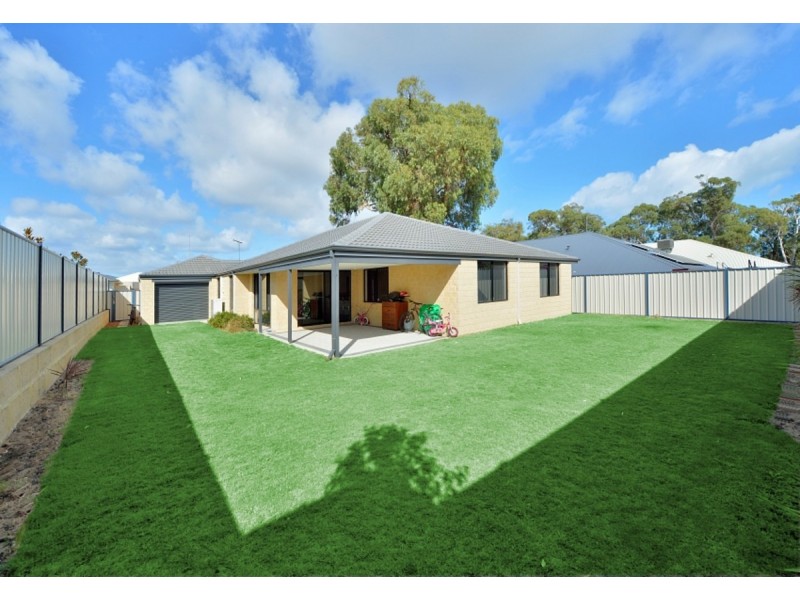 9 Bramshaw Street, Meadow Springs WA 6210