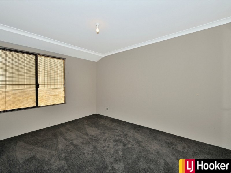 28 Broadmoor Loop, Meadow Springs WA 6210